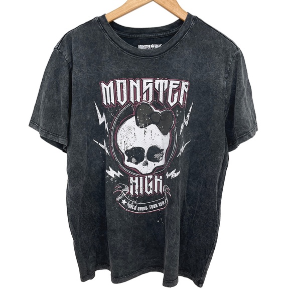 NWOT Monster High World Ghoul Tour 2010 Women’s XL - Picture 1 of 6